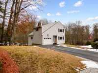 4 McQuade Brook Road Bedford, NH